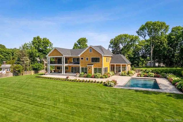 106 Cove Road, Northport, NY 11768