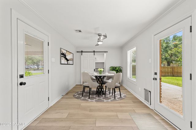 612 Broadmoor Boulevard, Lafayette, LA 70503