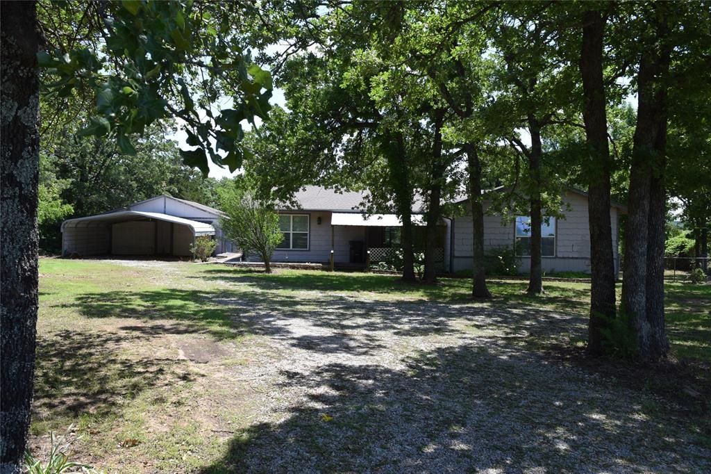 4102 Bingham Drive, Harrah, OK 74045