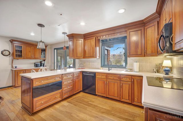 130 Heathwood Lane, Hamilton, OH 45013