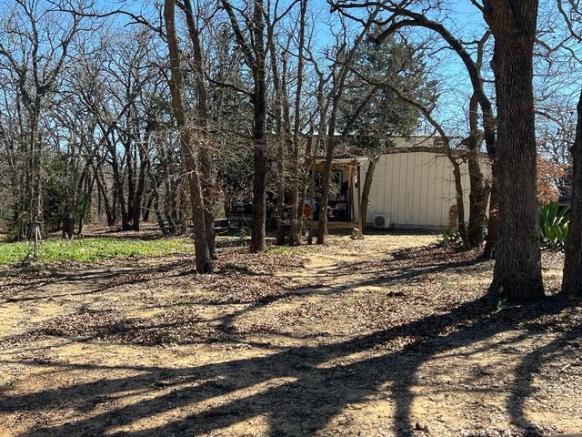 154 Hcr 1217, Blum, TX 76627