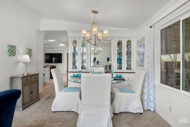 728 Underwood Court, Bakersfield, CA 93301