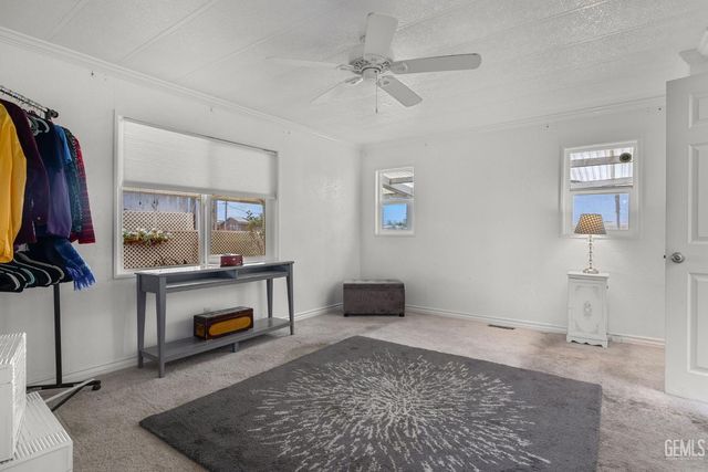 728 Underwood Court, Bakersfield, CA 93301