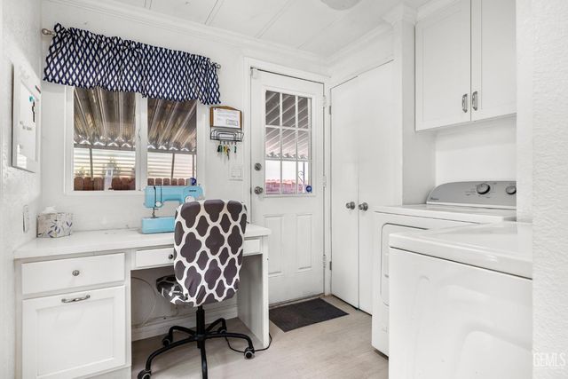 728 Underwood Court, Bakersfield, CA 93301