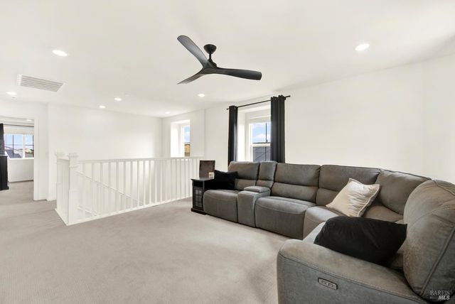 6018 Driver Ct, Vacaville, CA 95687