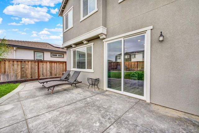 6018 Driver Ct, Vacaville, CA 95687