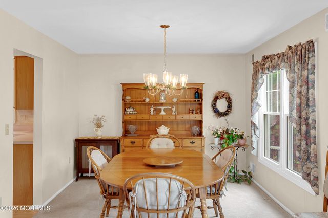 28 Nicole Court, Lakewood, NJ 08701