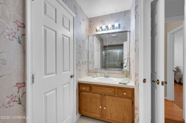 28 Nicole Court, Lakewood, NJ 08701