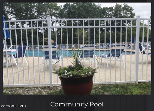 28 Nicole Court, Lakewood, NJ 08701