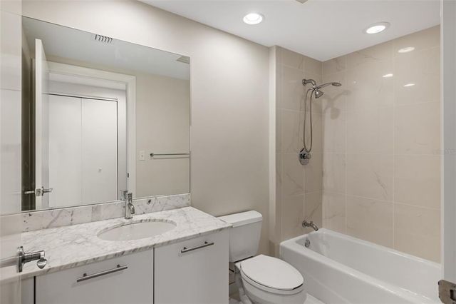 3000 OASIS GRAND BOULEVARD 2802, Fort Myers, FL 33916