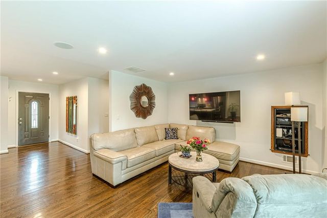 3499 Fairway Drive, College Park, GA 30337