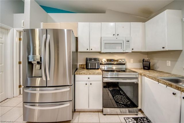 3227 Santa Barbara BLVD, Cape Coral, FL 33914