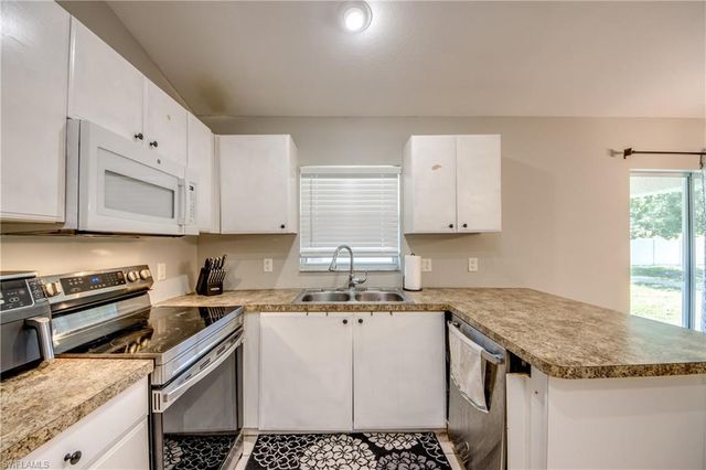 3227 Santa Barbara BLVD, Cape Coral, FL 33914