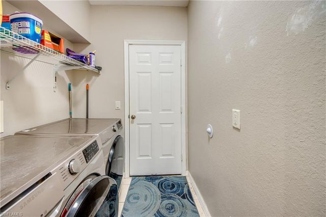 3227 Santa Barbara BLVD, Cape Coral, FL 33914