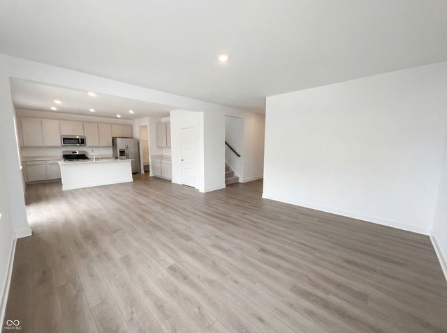 2415 Fir Drive, Greenfield, IN 46140