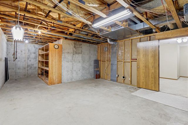 2427 N Morning Dew Street, Wichita, KS 67205