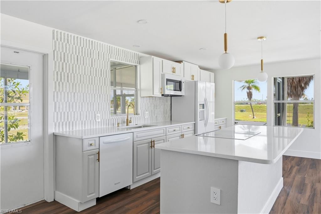 13670 Dowitcher DR, FORT MYERS, FL 33908 — photo 4