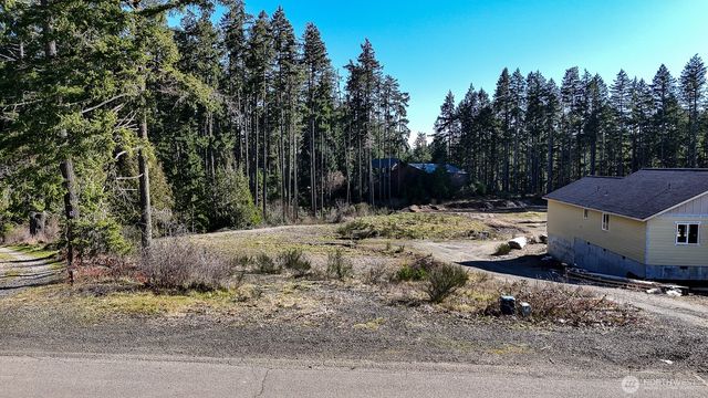 223 W B Street, Shelton, WA 98584