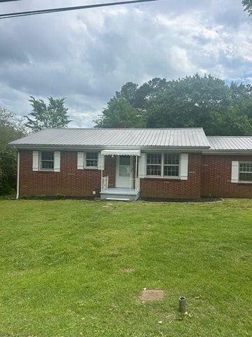 114 E Frazier St, Camden, TN 38320