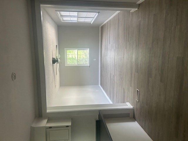 114 E Frazier St, Camden, TN 38320