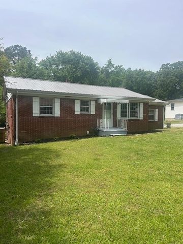 114 E Frazier St, Camden, TN 38320