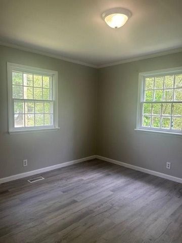 114 E Frazier St, Camden, TN 38320