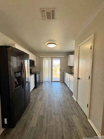 9219 Dublin, San Antonio, TX 78254