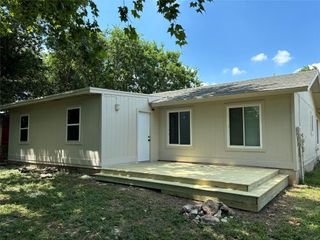 2325 Rockridge DR, Austin, TX 78744