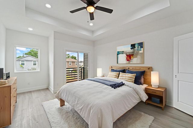 7709 Willow Street, Houston, TX 77088