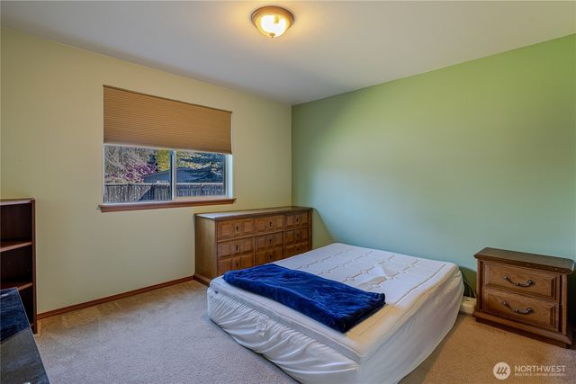 20402 5th Avenue Ct E, Spanaway, WA 98387