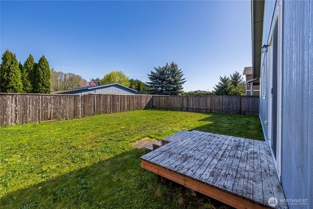 20402 5th Avenue Ct E, Spanaway, WA 98387