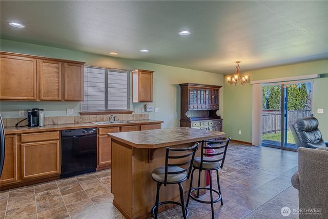 20402 5th Avenue Ct E, Spanaway, WA 98387