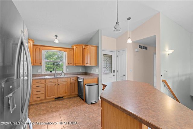 4995 W Cutler Road, Dewitt, MI 48820