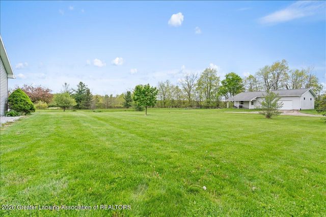 4995 W Cutler Road, Dewitt, MI 48820