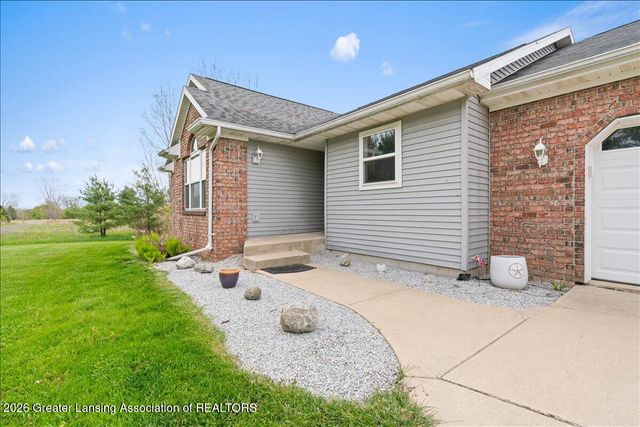 4995 W Cutler Road, Dewitt, MI 48820