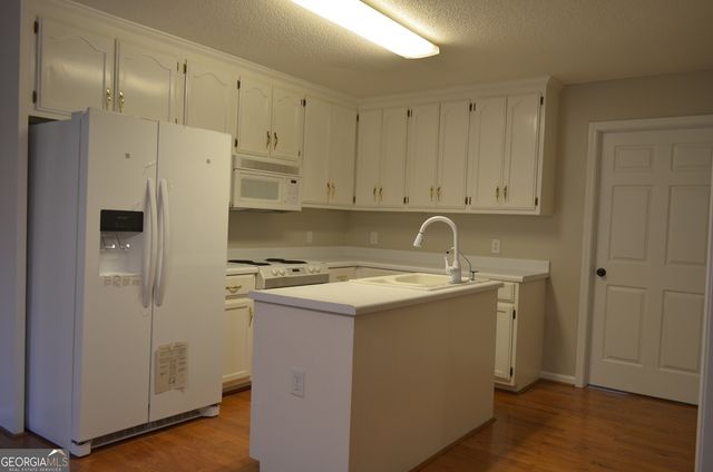 423 Windsor Court, Macon, GA 31216