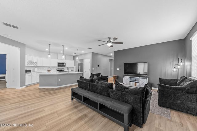 12278 GILLESPIE Avenue, Jacksonville, FL 32218