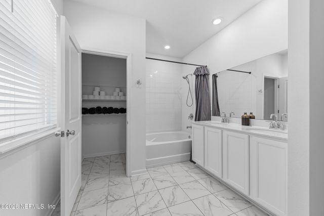 12278 GILLESPIE Avenue, Jacksonville, FL 32218