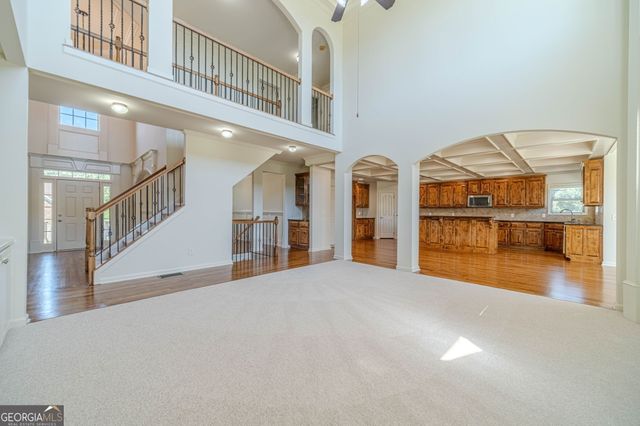 9005 Maple Run Trail, Gainesville, GA 30506