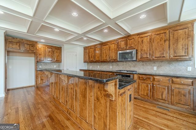 9005 Maple Run Trail, Gainesville, GA 30506