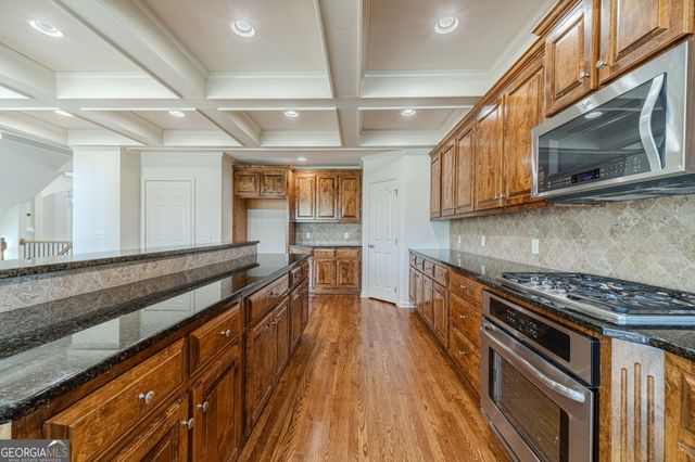 9005 Maple Run Trail, Gainesville, GA 30506