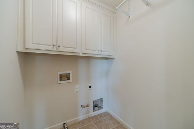 9005 Maple Run Trail, Gainesville, GA 30506