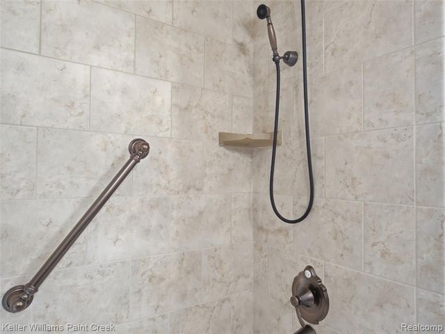 2950 Leyton Court, Rochester Hills, MI 48306