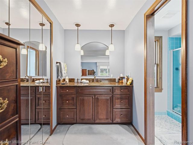 2950 Leyton Court, Rochester Hills, MI 48306
