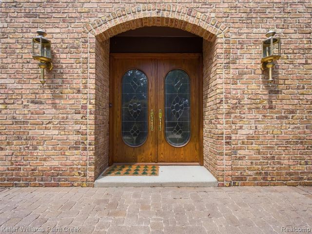 2950 Leyton Court, Rochester Hills, MI 48306