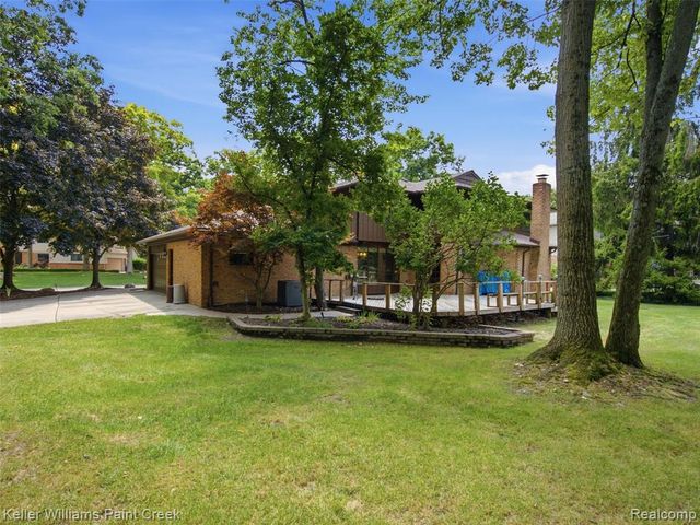2950 Leyton Court, Rochester Hills, MI 48306