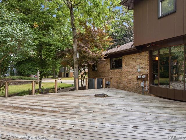 2950 Leyton Court, Rochester Hills, MI 48306