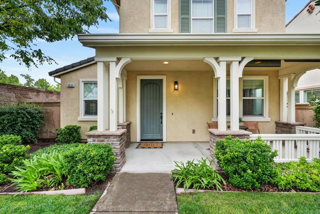 1533 Bonanza Ln, Folsom, CA 95630
