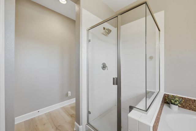 1533 Bonanza Ln, Folsom, CA 95630