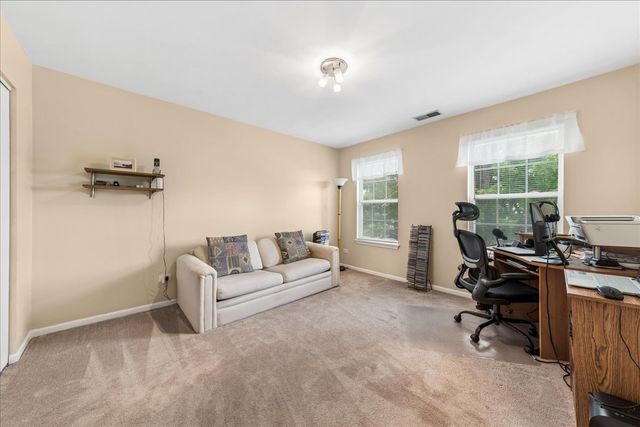 1024 Lakewood Circle, Naperville, IL 60540